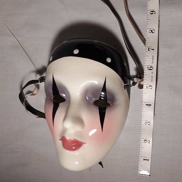 Vintage Hand Painted Ceramic Carnival Face Wall Mask - Picture 4 of 6